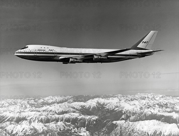 Boeing 747 flying, 1969