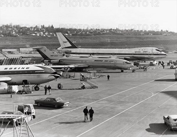 Several aircrafts from the American manufacturer Boeing, in 1969