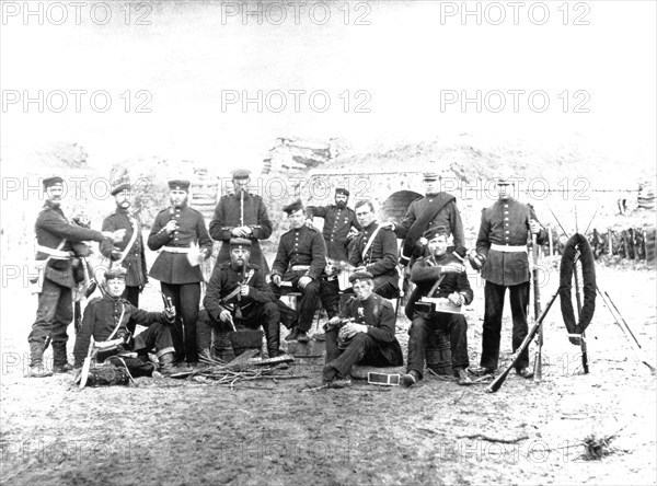 Prussiens au fort de l'est pendant le siège de Paris