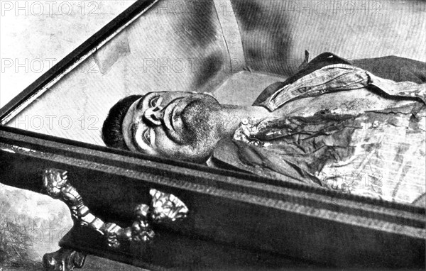 The corpse of anarchist Matteo Morral