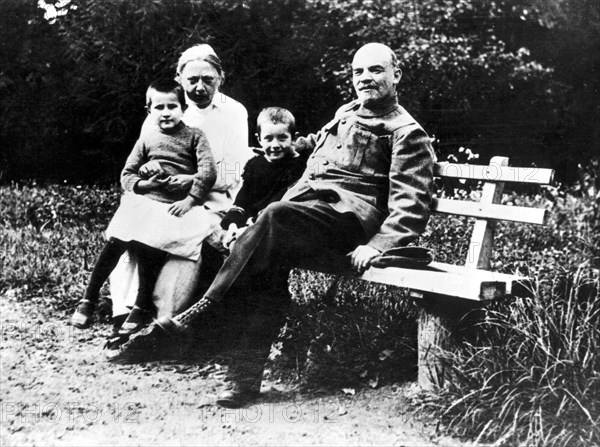 Lenin and his wife with their nephews