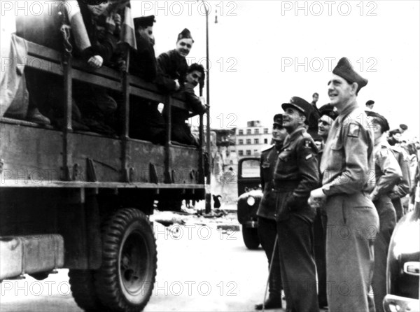 General de Lattre de Tassigny and his troops in Berlin