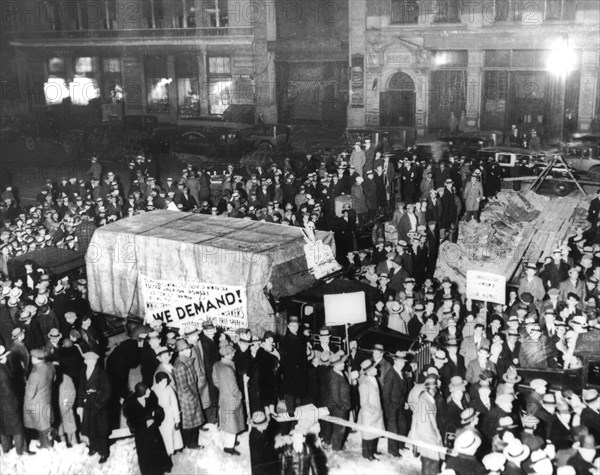 The delegates of 1,500 'Hunger marchers' from New Haven and Boston