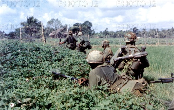 Soldats américains en mission de reconnaissance