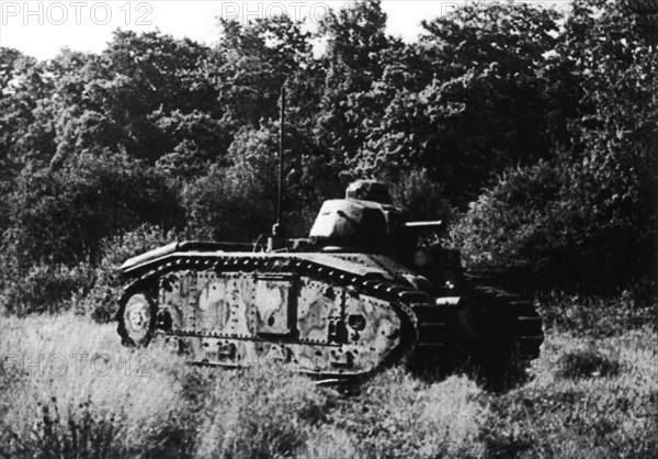 Advance of a French tank