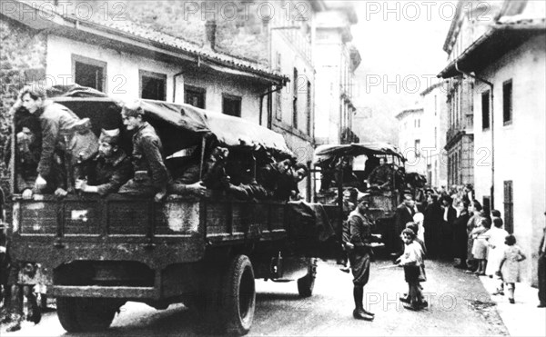 Reinforcements arriving in Spain (1934)