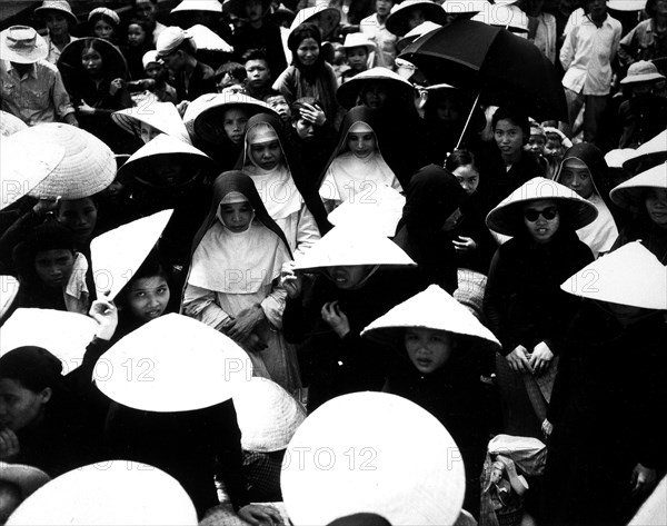 Vietnamese refugees before their evacuation