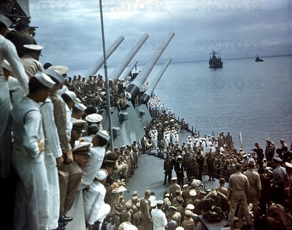 Guerre du Pacifique, Cérémonie officielle de la défaite japonaise (1945)