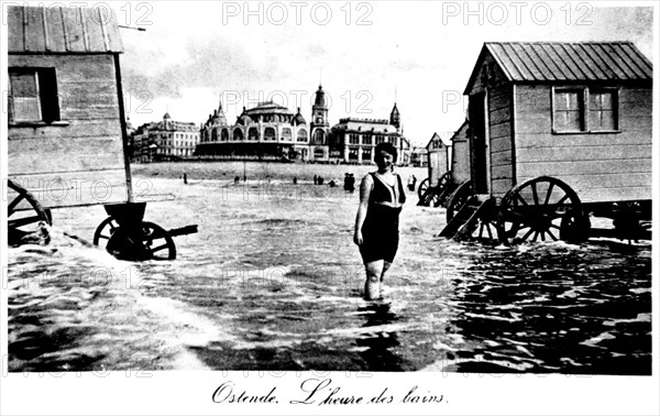 Carte postale. Ostende. Bains de mer