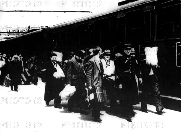 In Paris, raid of May 15, 1941. 4 trains left for Pithiviers and Beaune-la-Rolande