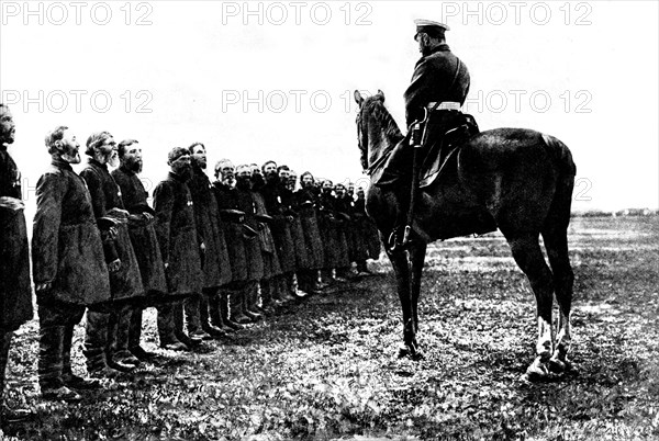 "The Little Father Czar". Nicholas II and the old men of Kharkof