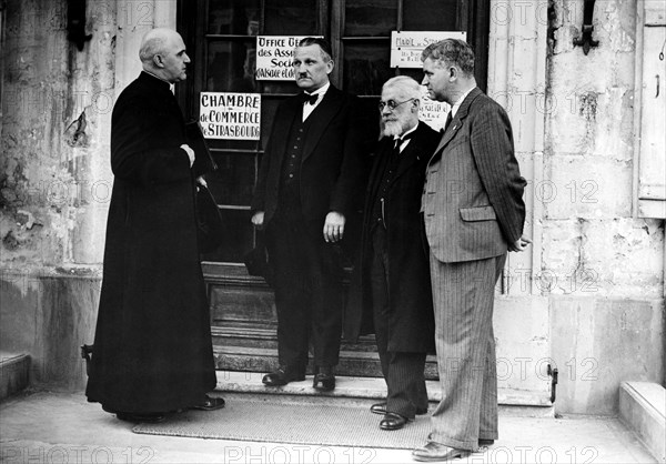 Clermont-Ferrand. Chamber of Commerce in Strasbourg. Mgr Dancrier, the pastor Ortlich, the rabbi Marx and Naegeler take refuge in Clermont-Ferrand in summer of 1940