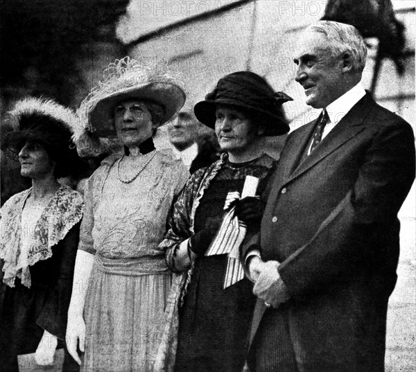 Marie Curie, president Harding and his wife