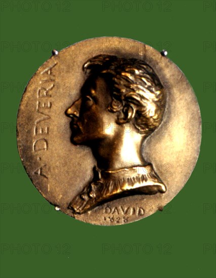 Deveria, Médaillon en bronze par David d'Angers