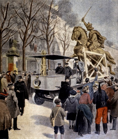 The statue of Vercingetorix on the streets of Paris