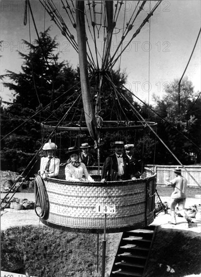 Captive balloon at the Eaux-Vives Park in Geneva