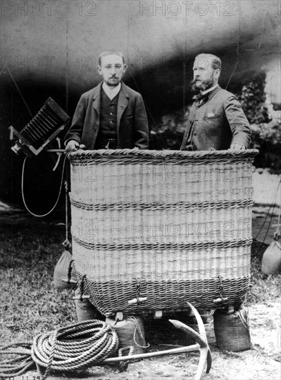 Gaston Tissandier, seul rescapé du Zénith. (à droite dans la nacelle)