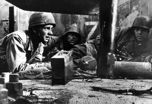 On the East front, German partroopers and grenadiers at an advanced post