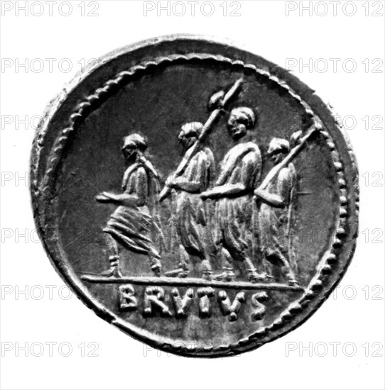 Coin (denier) representing Brutus the Elder