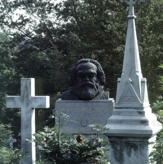 Cimetière de Highgate. Tombe de Karl Marx