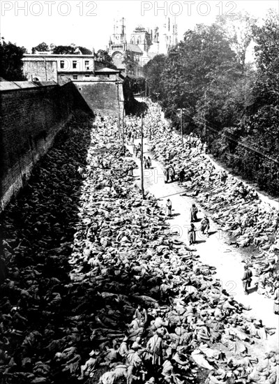 French prisoners in the French city of Laon