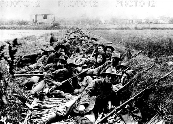 The Philippines War: American soldiers having a break