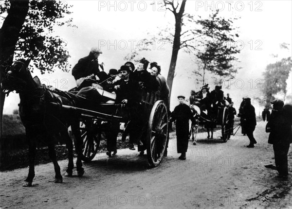 Belgian fugitives crossing in the North of France