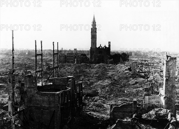 Varsaw Ghetto, 1943