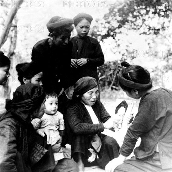 Vu Thi Hang, mother of the last heroin Bui Thi Cuc (1953)