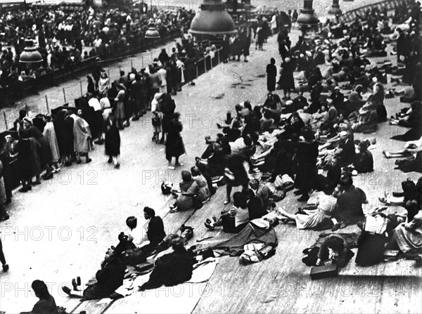 Roundup in Paris, 1944