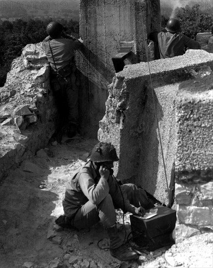 Soldats américains après le débarquement en Normandie (1944)