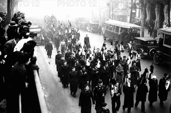 Parade of the French leagues in Paris, 1934