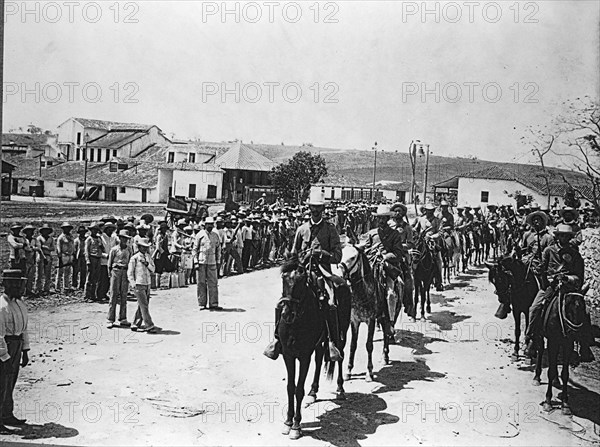 During a strike, workers going to work under police