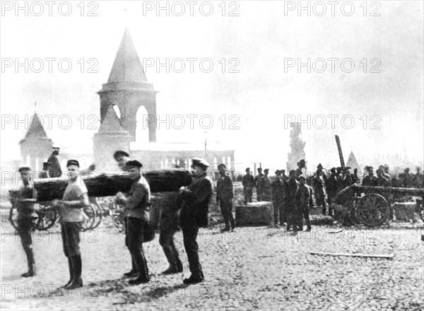 Moscow. Lenin working on the first Communist "Saturdaying" for the Moscow-Kazan railway