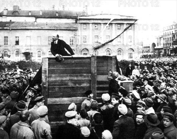 May 6, 1920, Moscow, Theatre Square. Lenin is delivering a speech to the troops leaving for the Polish front