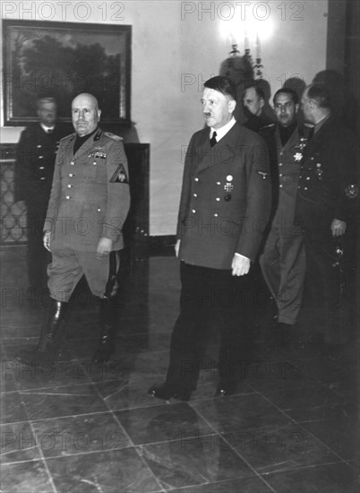 Berlin, 1942 : Hitler and Mussolini
