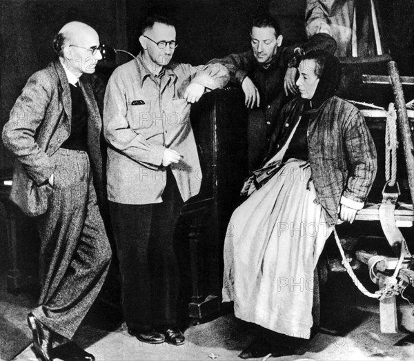 Engel, Bertolt Brecht, Paul Dersan and Hélène Wiegel