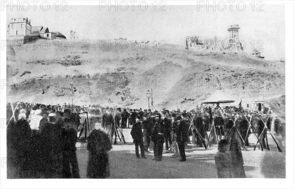 National guards camp at the bottom of the Butte Montmartre