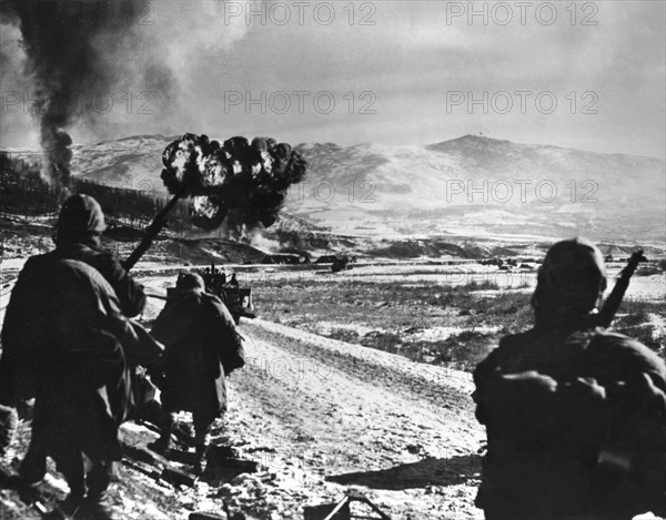 Guerre de Corée, 1950-1953, soldats de l'O.N.U en action