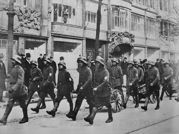 Defection of German marines in Berlin a few days before the November armistice in 1918