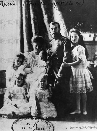 Czar Nicholas II, the czarina and their five children.