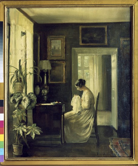 Holsoe, Jeune femme cousant