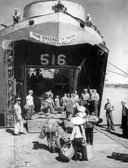 Vietnamese refugees, 1954