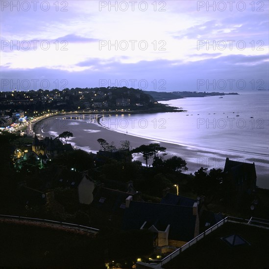 Beach of Trestraou in the evening