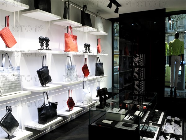 Lagerfeld Store a Paris