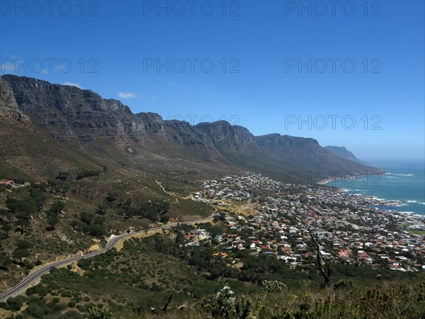 Le Cap, chaine montagneuse des Douze Apotres