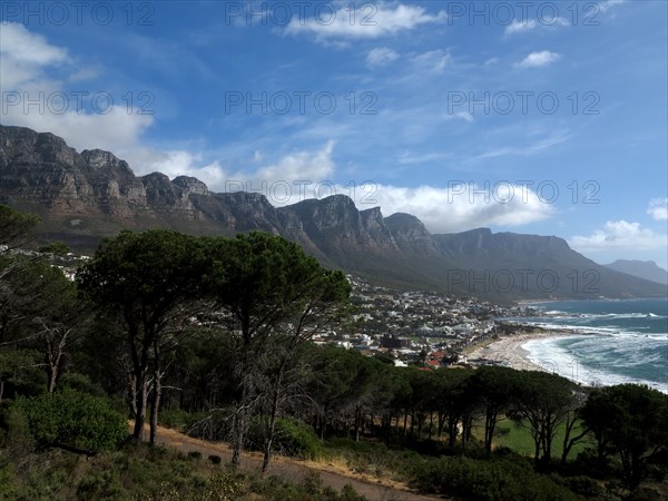 Le Cap, chaine montagneuse des Douze Apotres