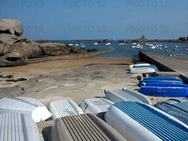 Plage du Coz-Pors à Tregastel