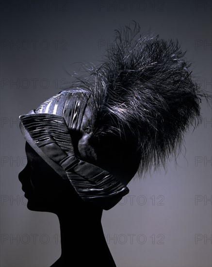 Black silk satin organdie cloche