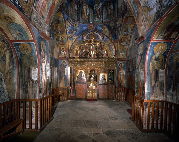 Intérieur de l'église de Panagia Arakiotissa à Lagoudéra (Chypre)